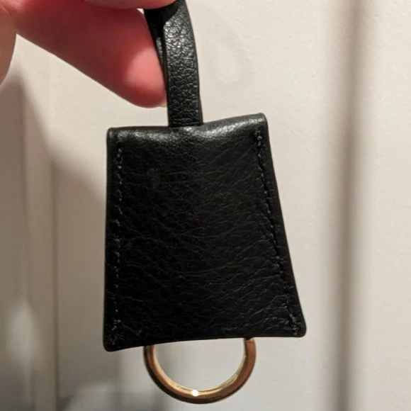 Mark and Graham Essential Crossbody Bag - Picture 7 of 7